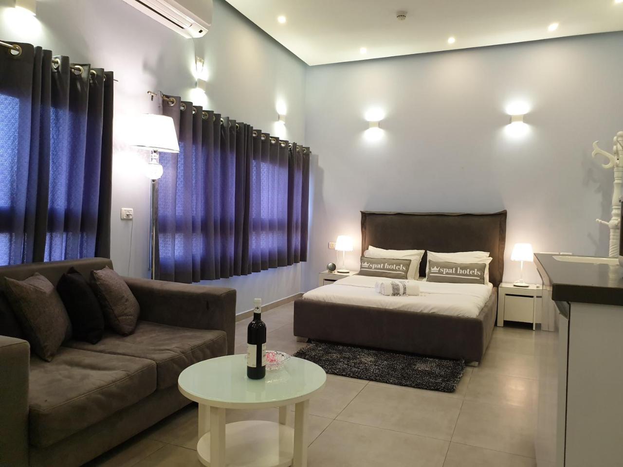 Spat Hotel Ashdod Exterior foto